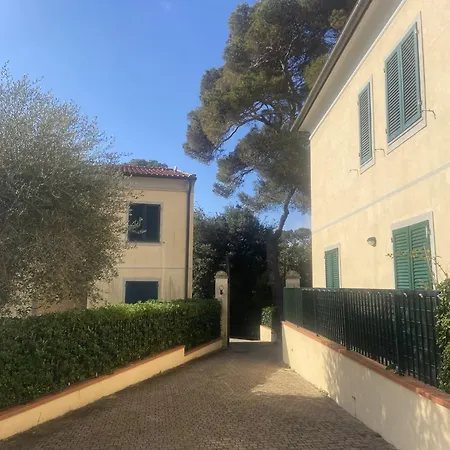 Apartment Quercianella Deluxe *