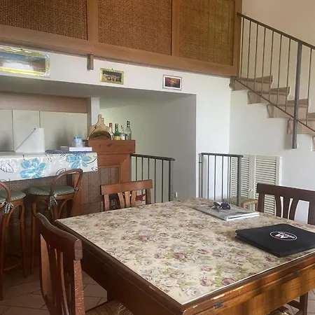 Quercianella Deluxe Apartamento Livorno